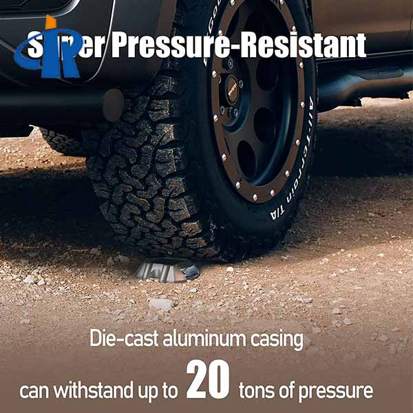 <h3>Solar Reflective Road Stud Flashing For Car Park</h3>
